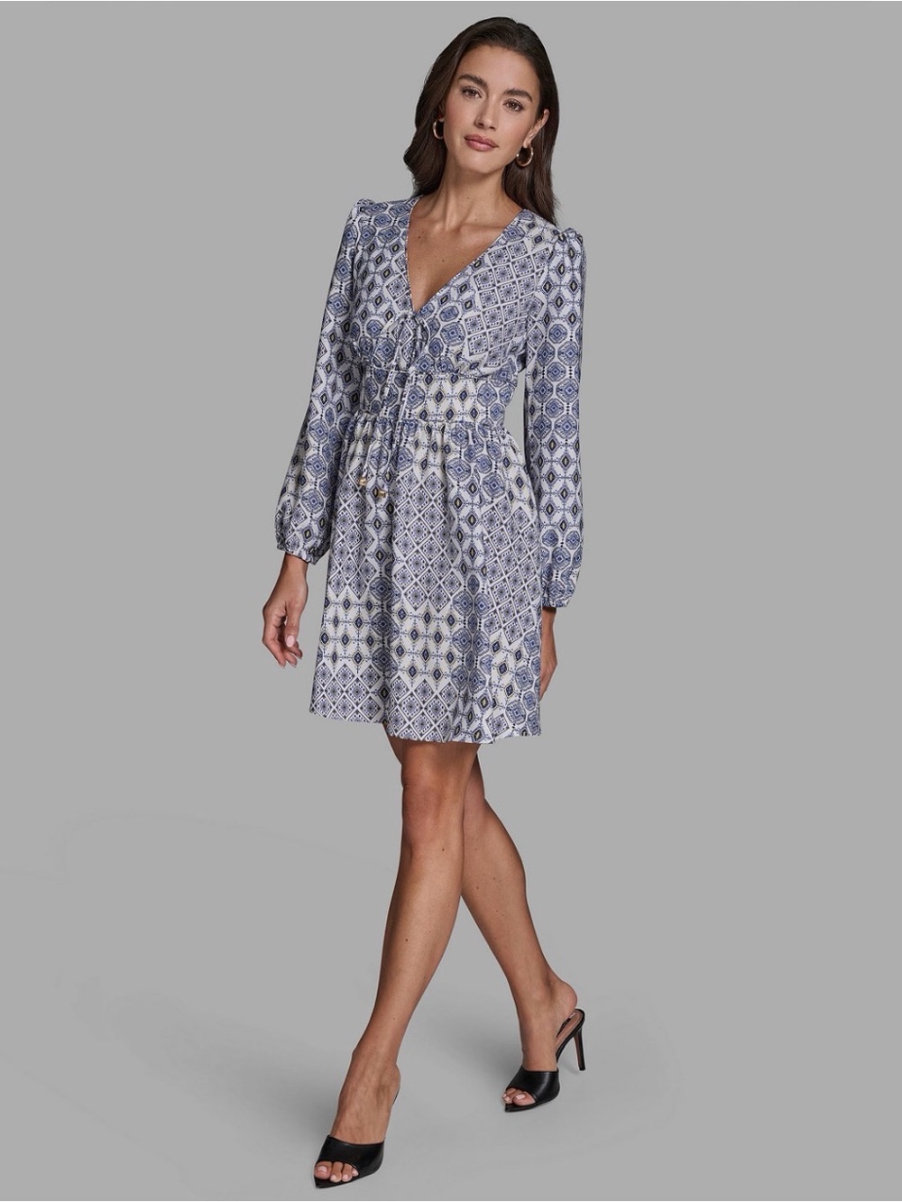 NWT BCBG Printed Crepe V-Neck Long Sleeve Tie-Front Shift Dress Sz 2 & 6 $169